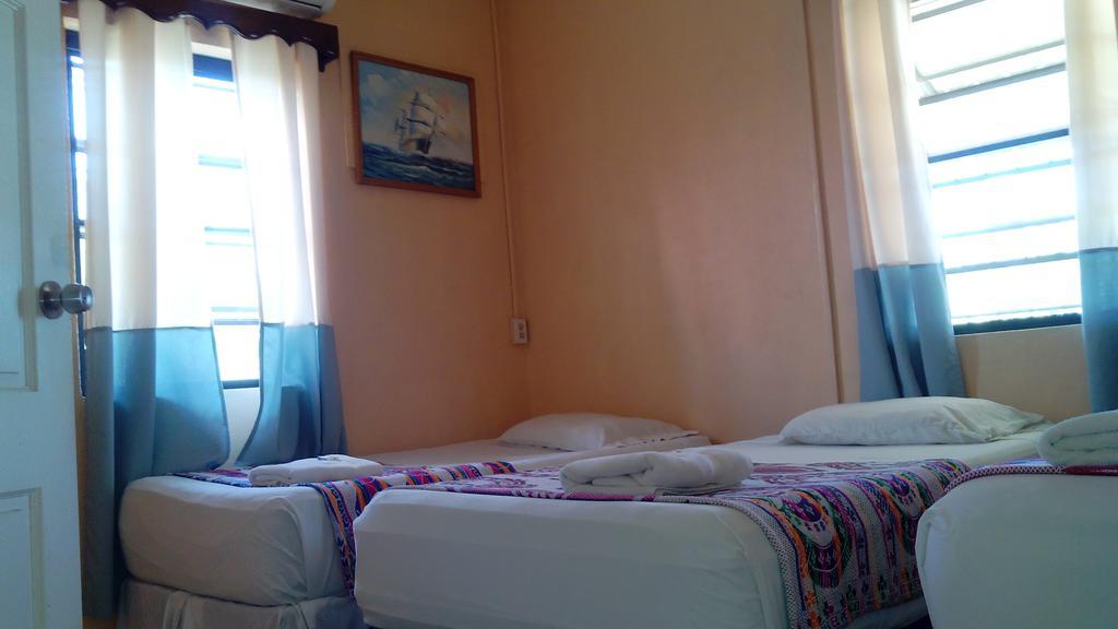 Don Santiago Guesthouse Downtown San Ignacio Eksteriør bilde