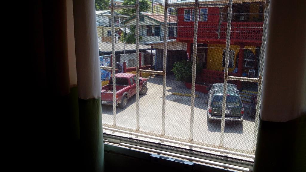Don Santiago Guesthouse Downtown San Ignacio Eksteriør bilde