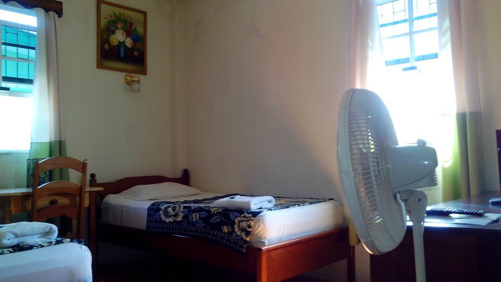 Don Santiago Guesthouse Downtown San Ignacio Eksteriør bilde