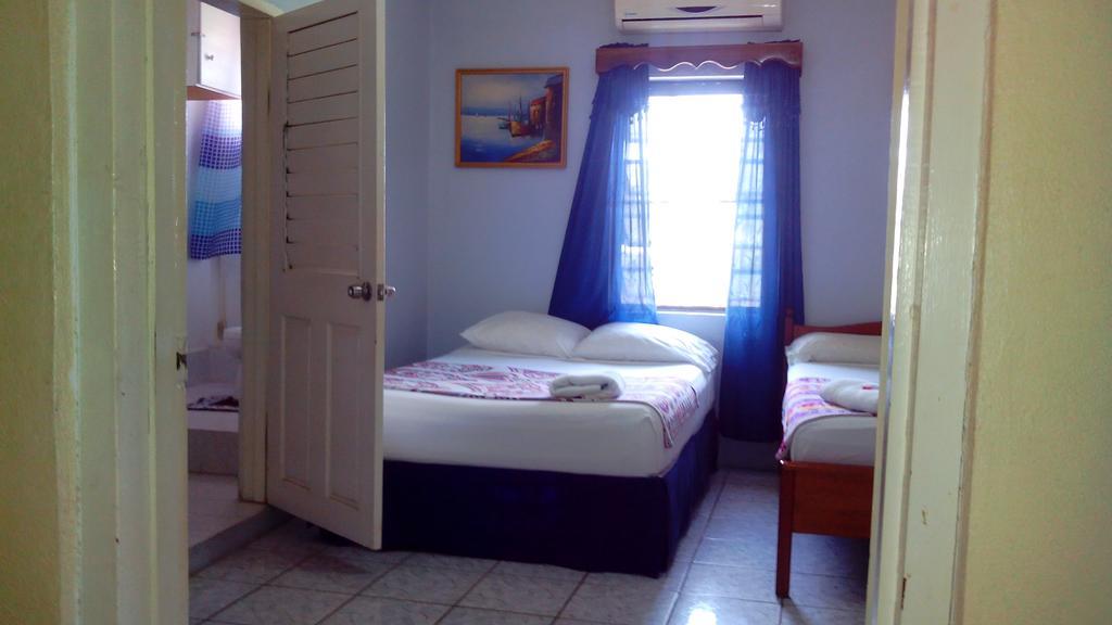 Don Santiago Guesthouse Downtown San Ignacio Eksteriør bilde